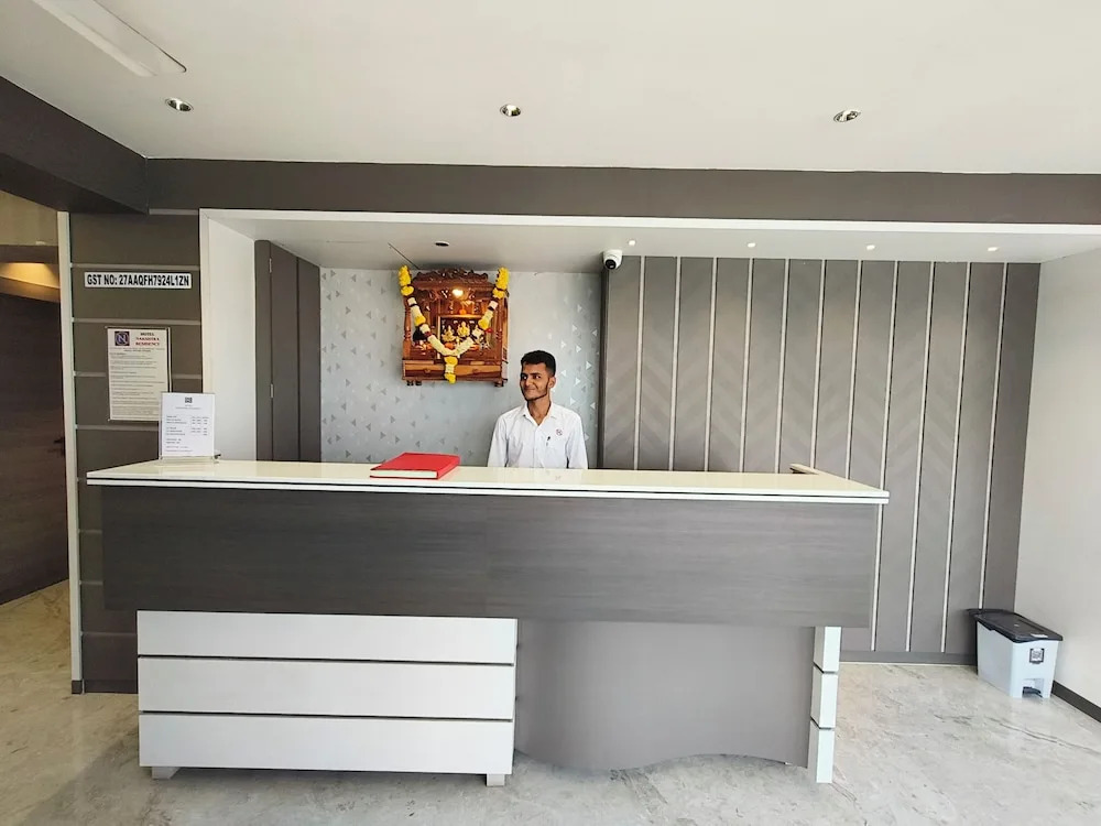 Тхане: Hotel Nakshatra Residency