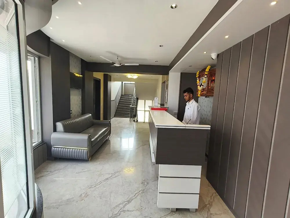 Тхане: Hotel Nakshatra Residency