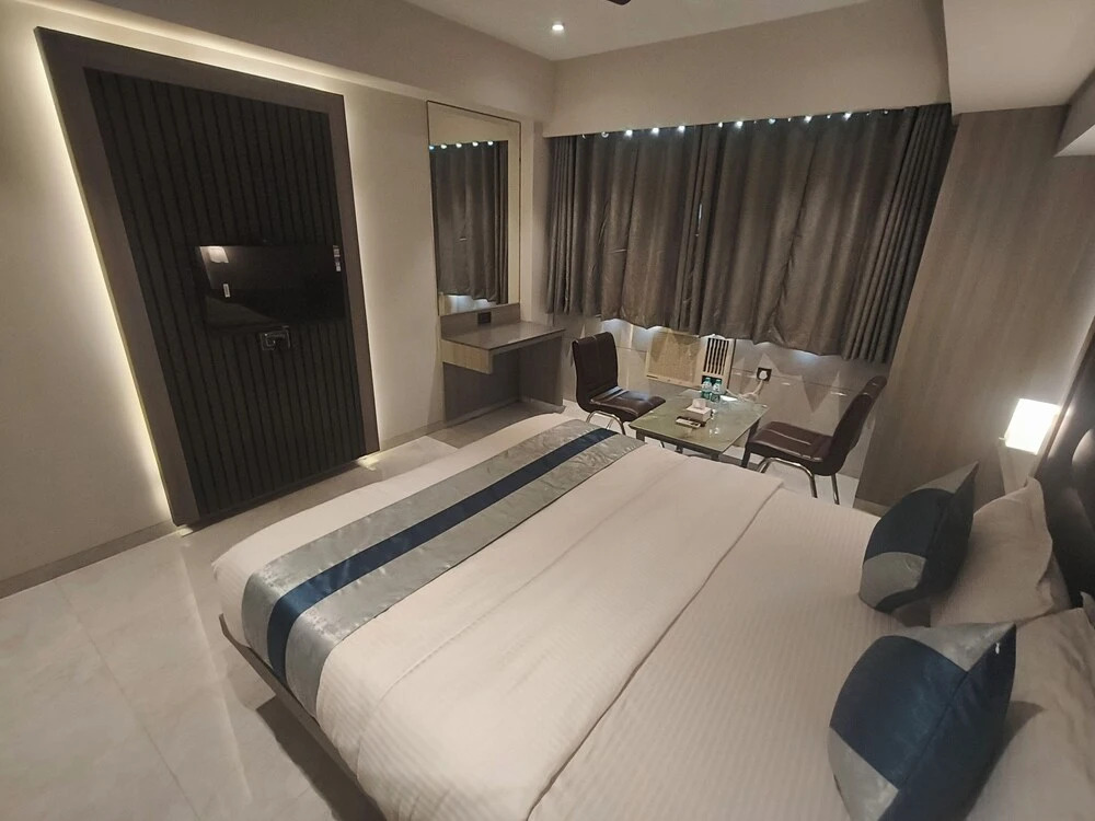 Тхане: Hotel Nakshatra Residency