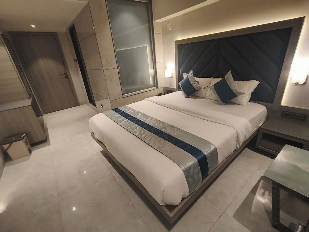 Тхане: Hotel Nakshatra Residency