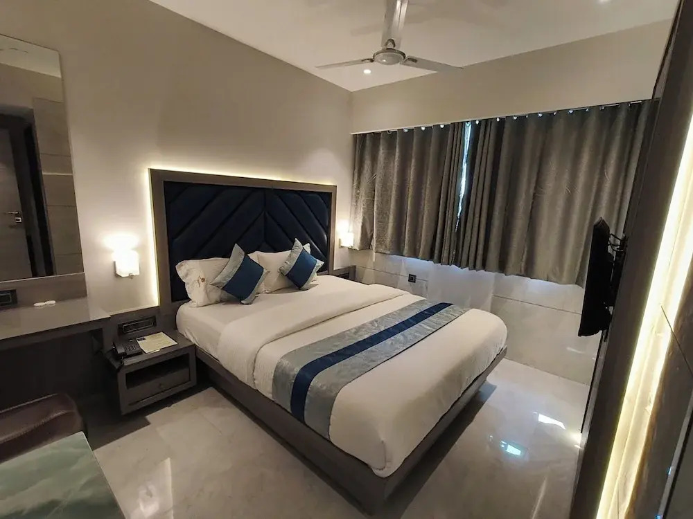 Тхане: Hotel Nakshatra Residency