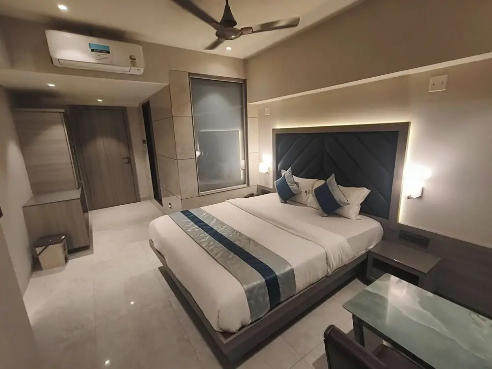 Тхане: Hotel Nakshatra Residency