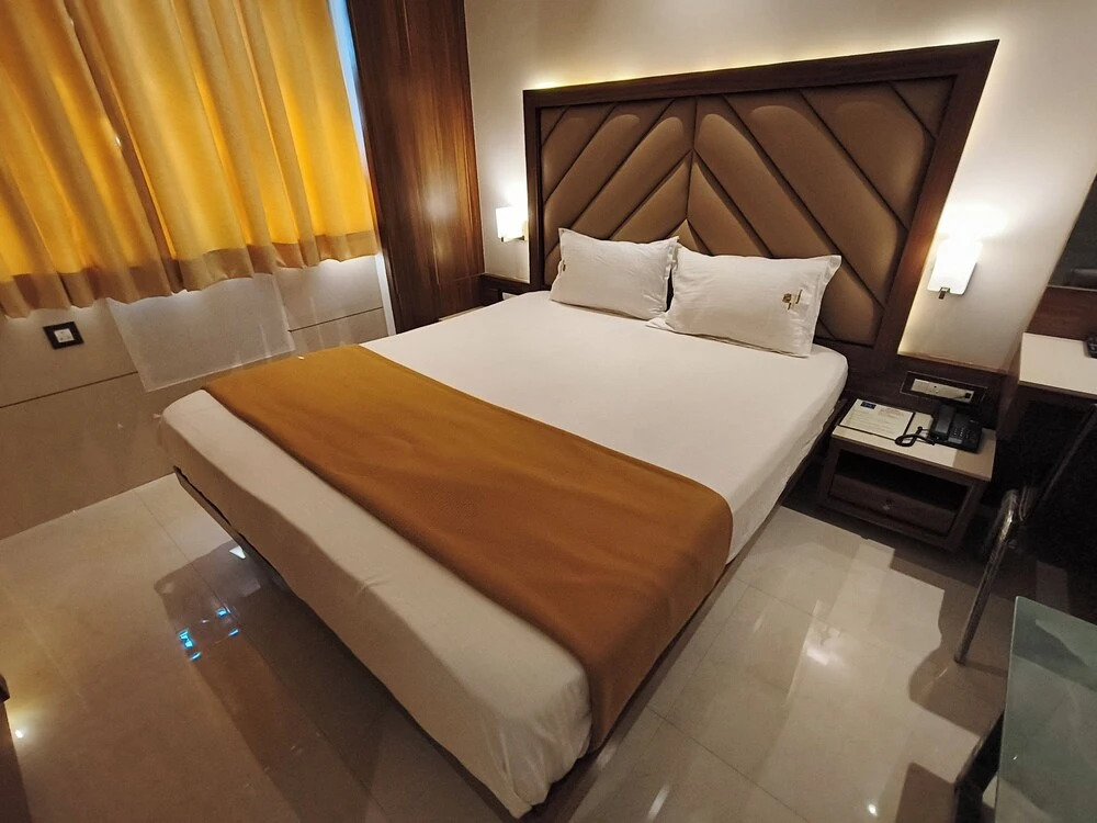 Тхане: Hotel Nakshatra Residency
