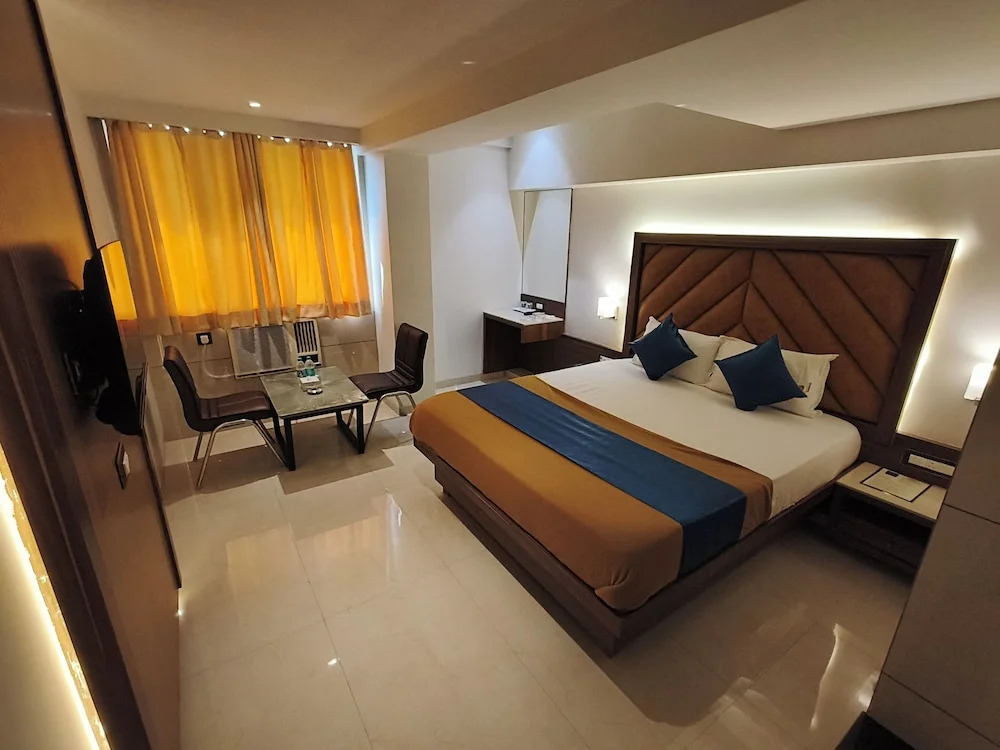 Тхане: Hotel Nakshatra Residency