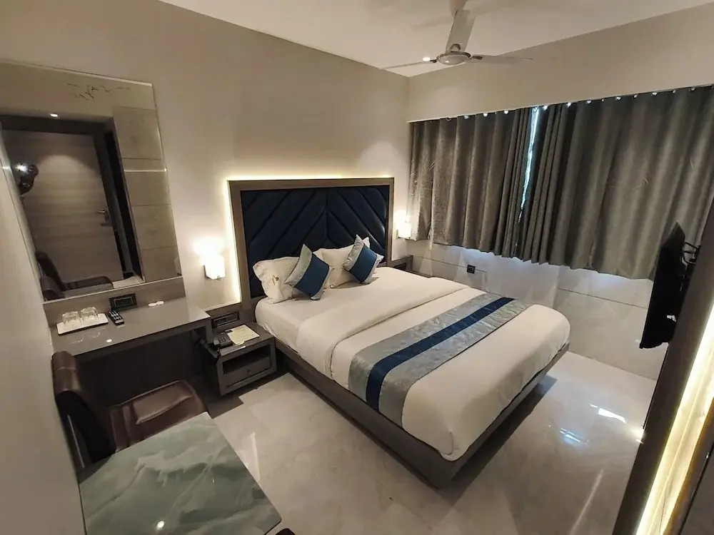 Тхане: Hotel Nakshatra Residency