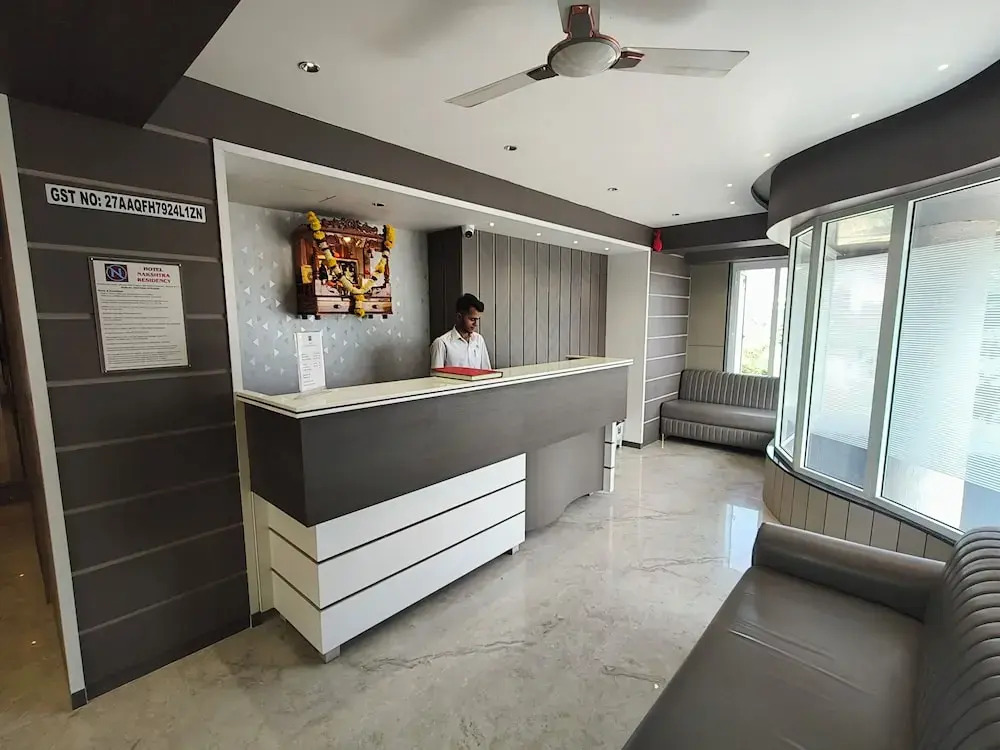 Тхане: Hotel Nakshatra Residency
