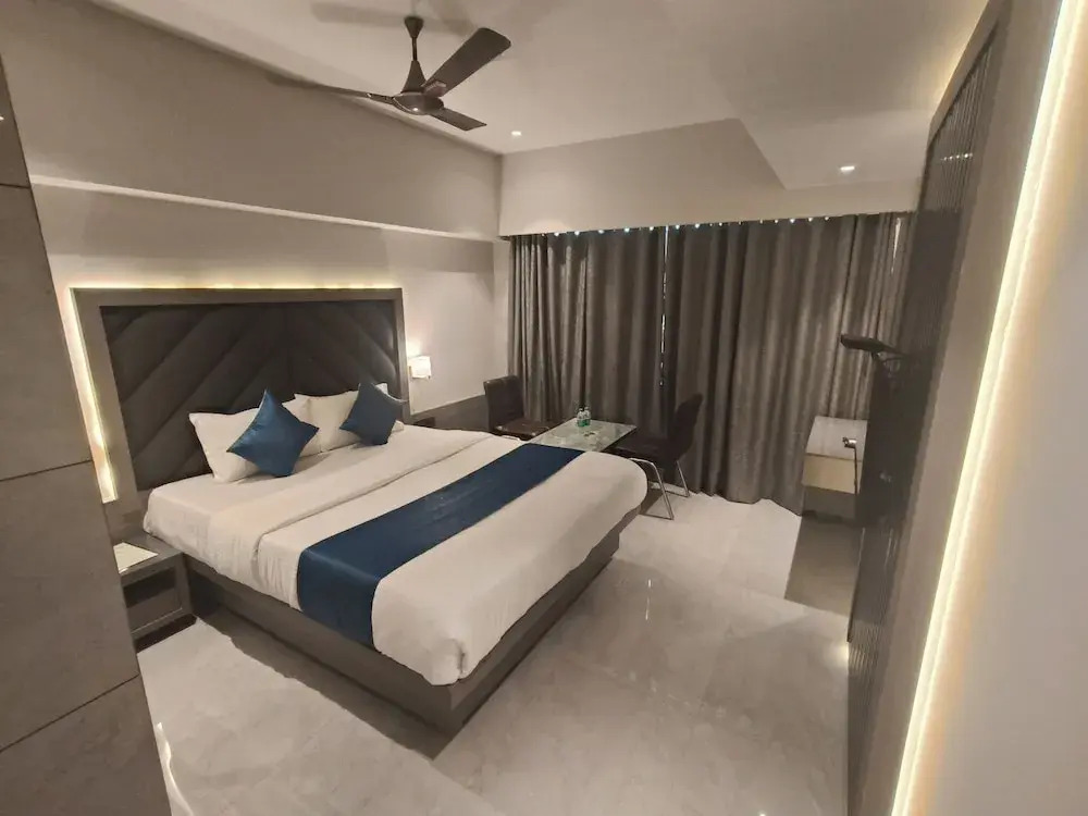 Тхане: Hotel Nakshatra Residency