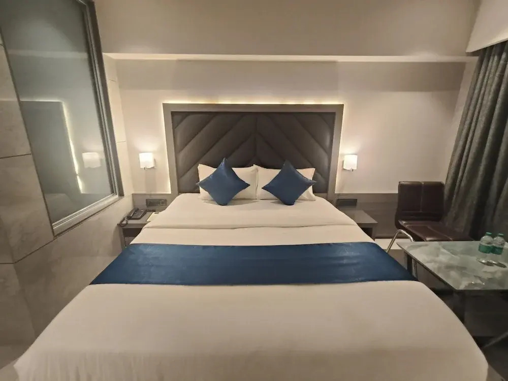 Тхане: Hotel Nakshatra Residency