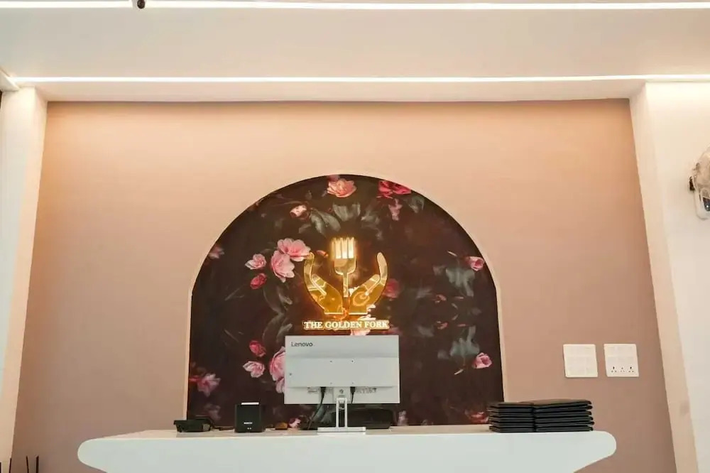 Варанаси: Hotel Evara Inn