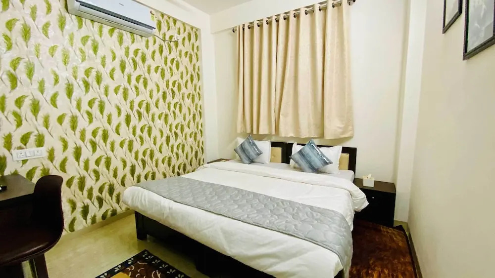 Индаур: Hotel Regency