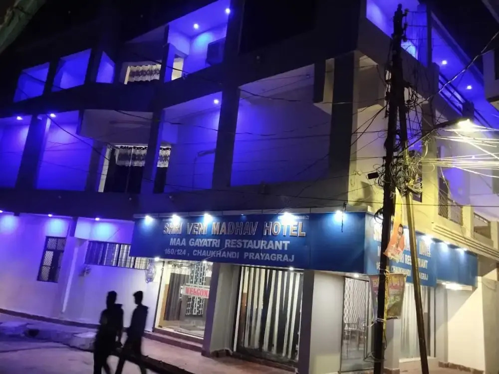 Праяградж: Shri Veni Madhav Hotel