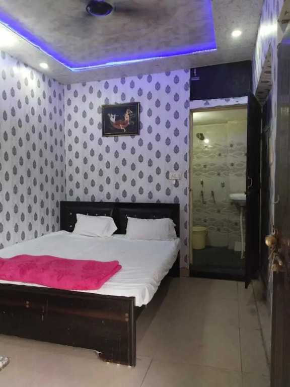 Праяградж: Shri Veni Madhav Hotel