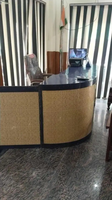 Праяградж: Shri Veni Madhav Hotel