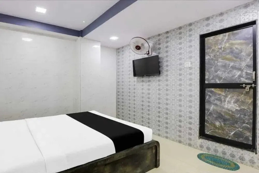 Сурат: Hotel Delight In By GRB