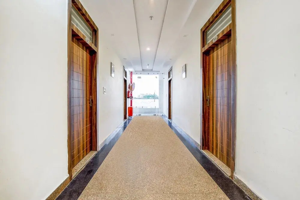 Джайпур: Hotel Kalyan and Banquets