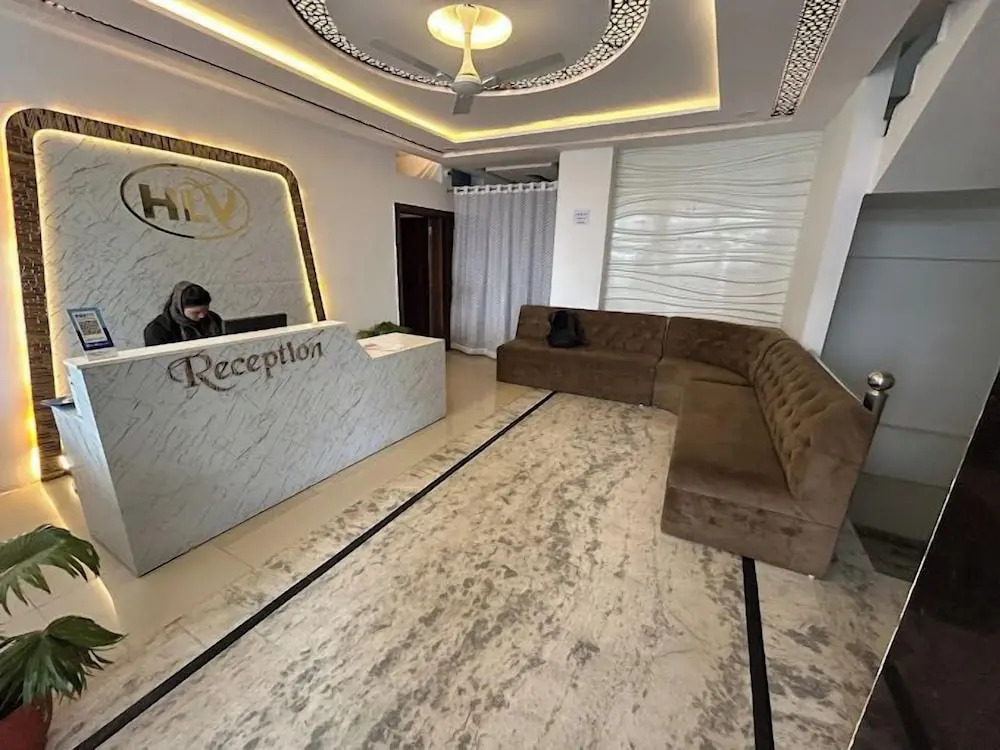 Чхатарпур: Hotel Lakeview