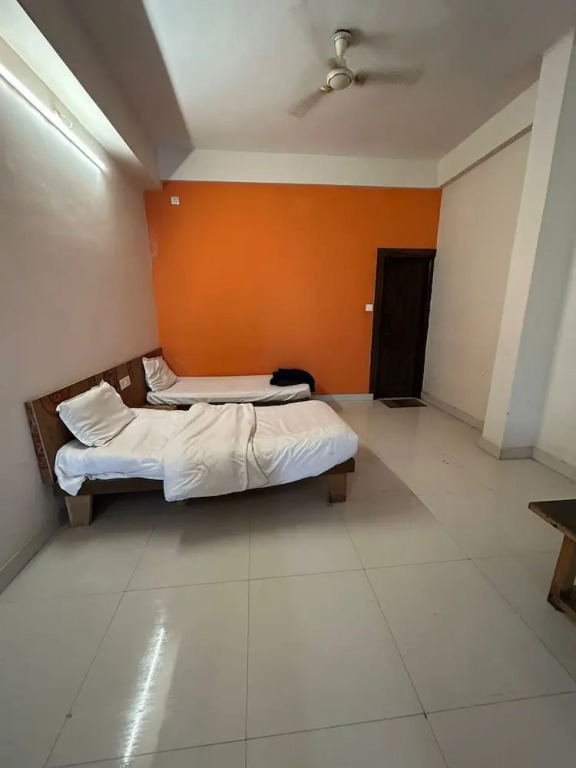 Бхопал: Hotel Crib Inn