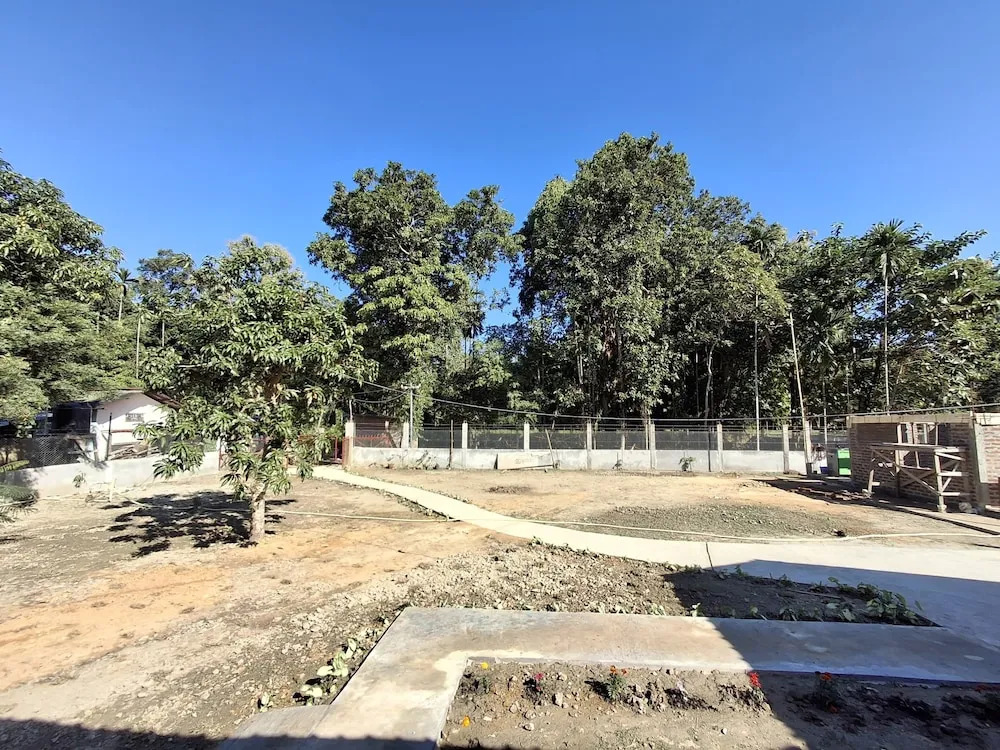 Кохора: Ejaar Homestay