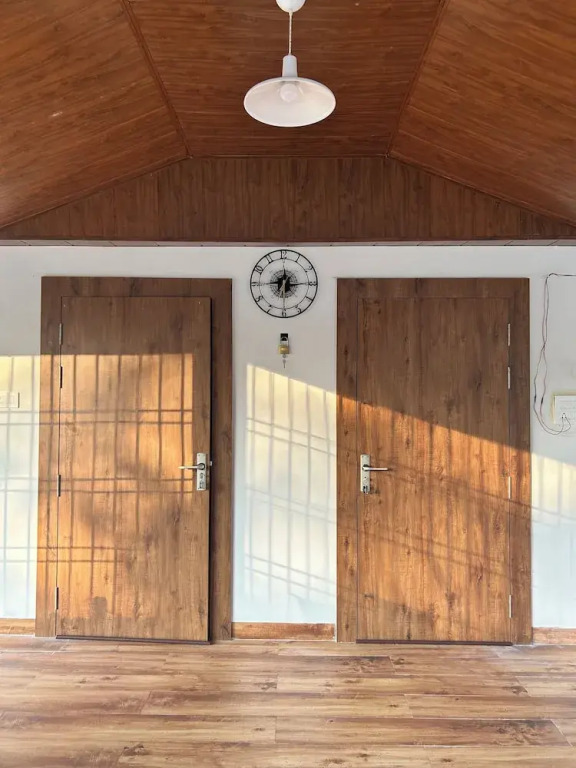 Кохора: Ejaar Homestay