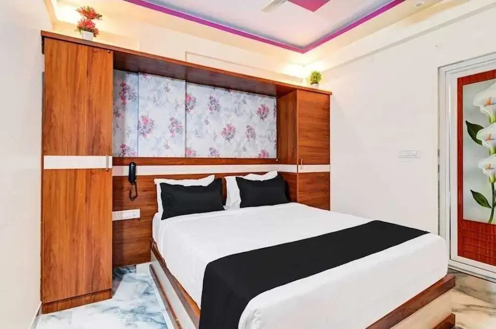 Бангалор: Hotel Karnataka Suites