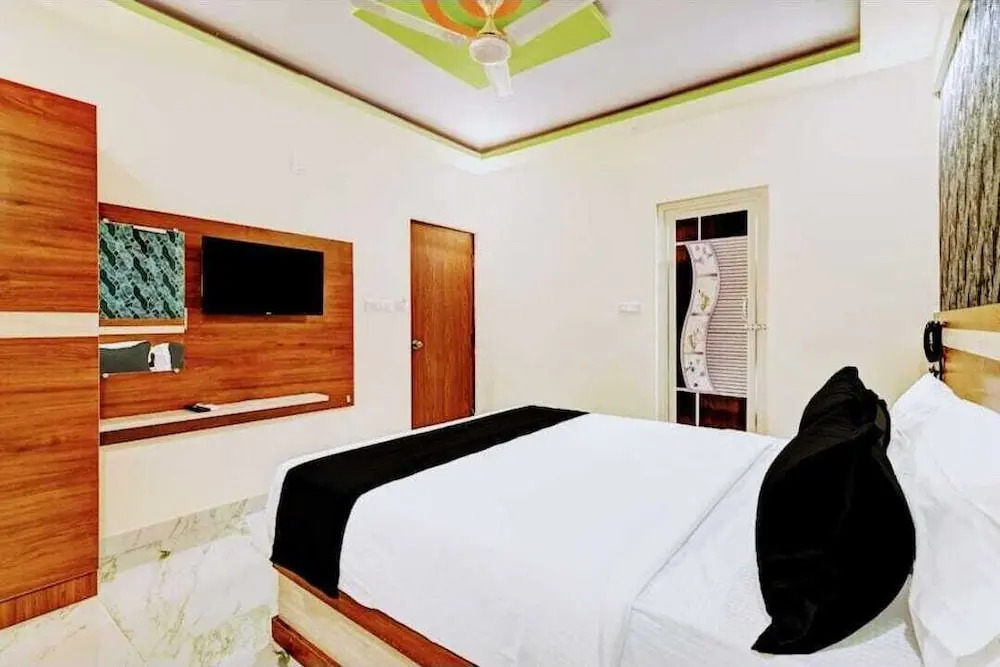 Бангалор: Hotel Karnataka Suites
