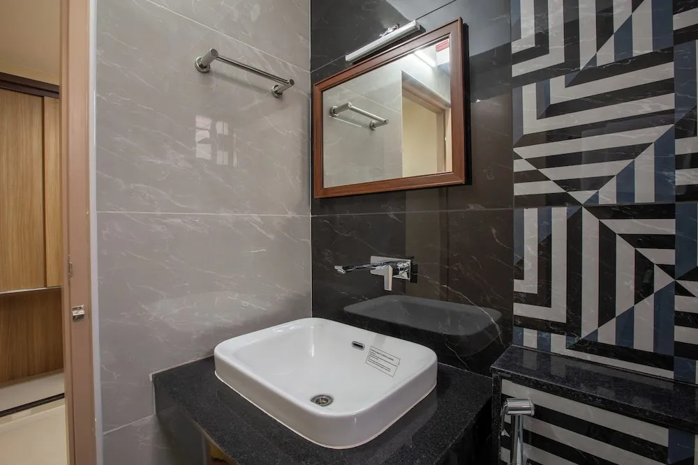 Эроде: Hotel Prm Aruna Archadia
