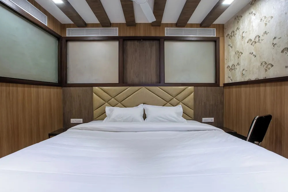 Эроде: Hotel Prm Aruna Archadia