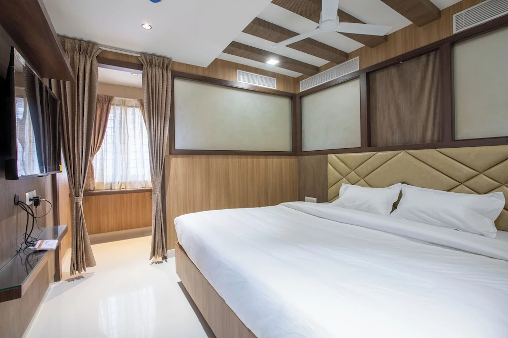 Эроде: Hotel Prm Aruna Archadia