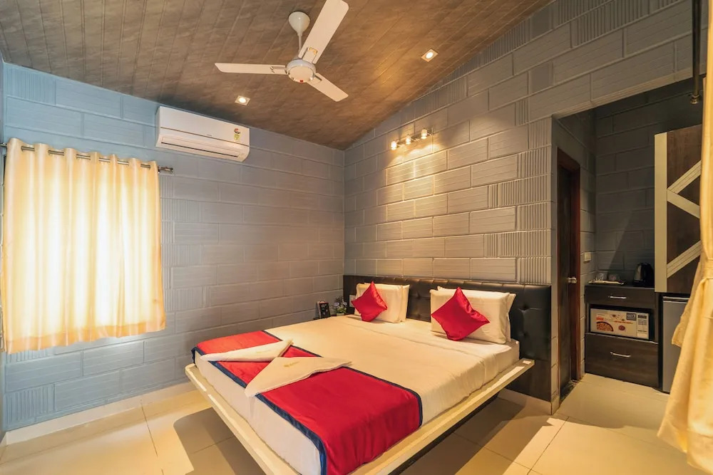 Бангалор: Seasons Suites HBR