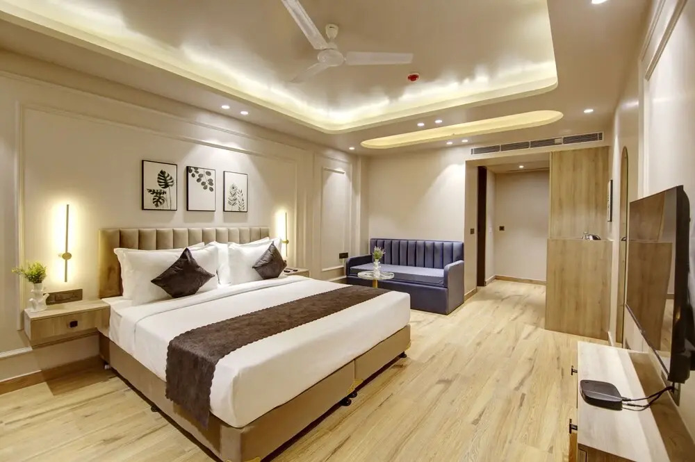 Гуруграм: Saltstayz Sage near Golf Course Road