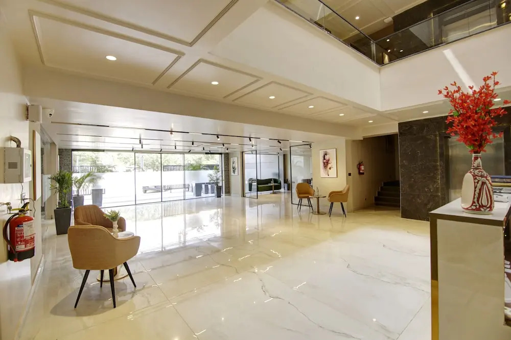 Гуруграм: Saltstayz Sage near Golf Course Road