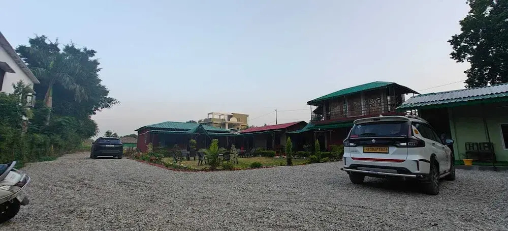 Наинитал: Corbett Sunrise India Homestay