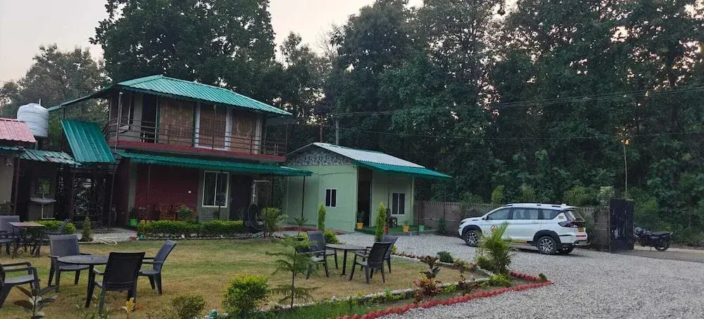 Наинитал: Corbett Sunrise India Homestay