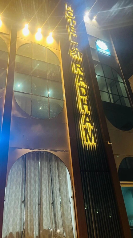 Вриндаван: Hotel Shree Radham By GRB