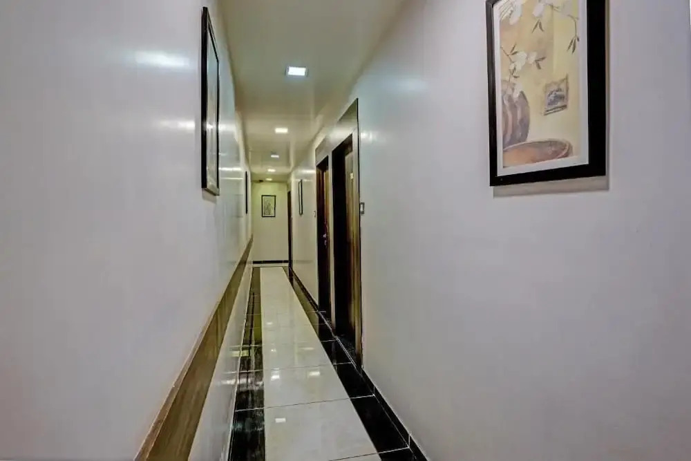 Мумбаи: Hotel Blue Inn Residency