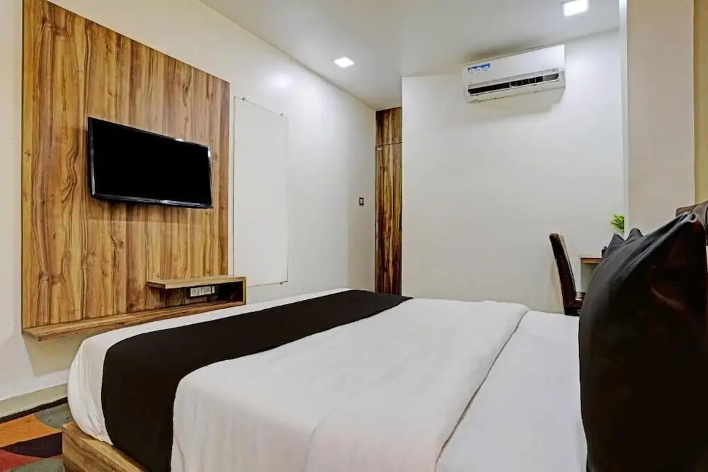 Мумбаи: Hotel Blue Inn Residency