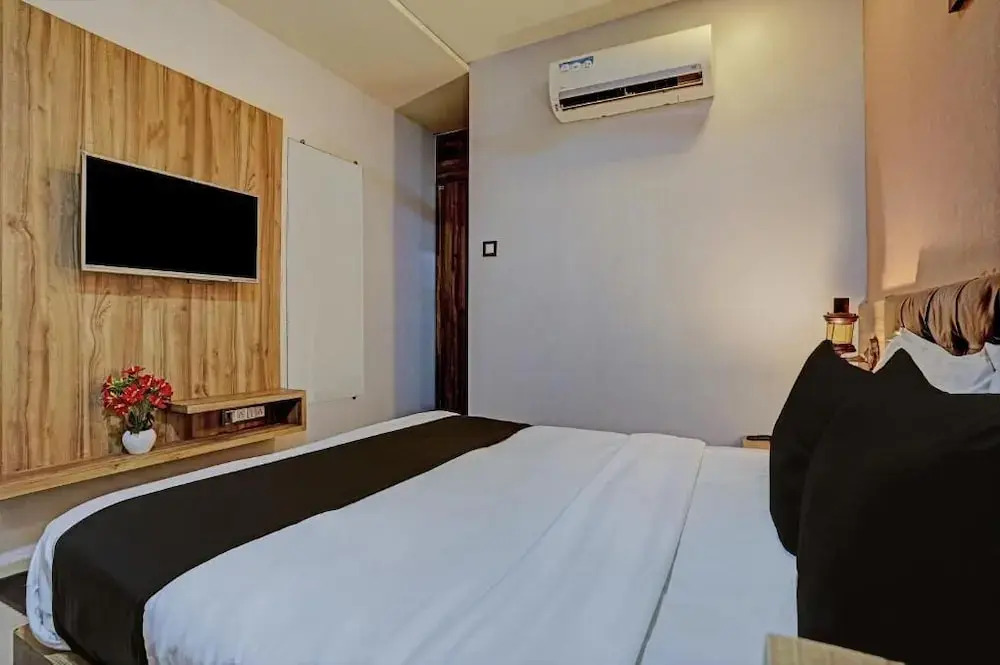 Мумбаи: Hotel Blue Inn Residency