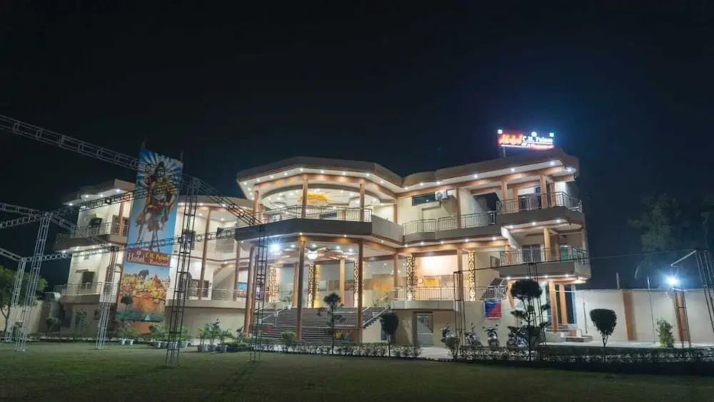 carousel image 0