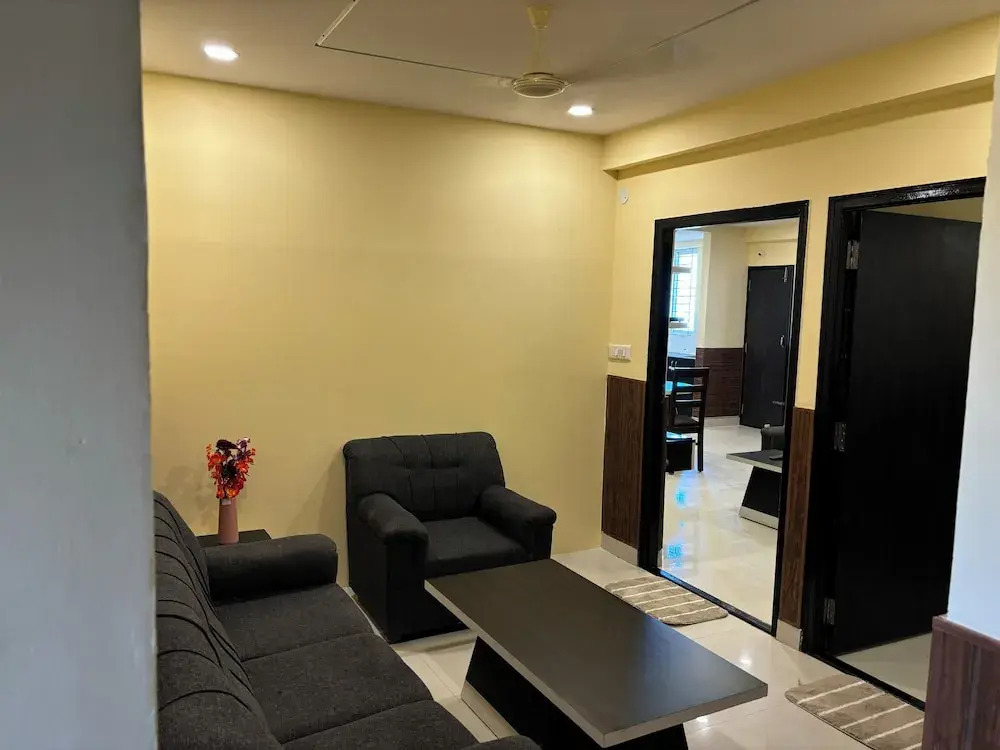 Бангалор: Ebenezer Serviced Apartments and Suites