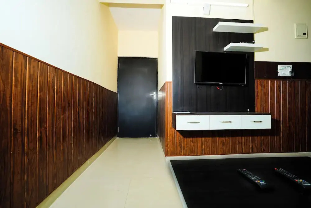 Бангалор: Ebenezer Serviced Apartments and Suites