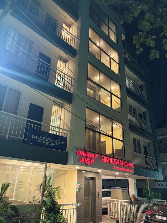 Бангалор: Ebenezer Serviced Apartments and Suites