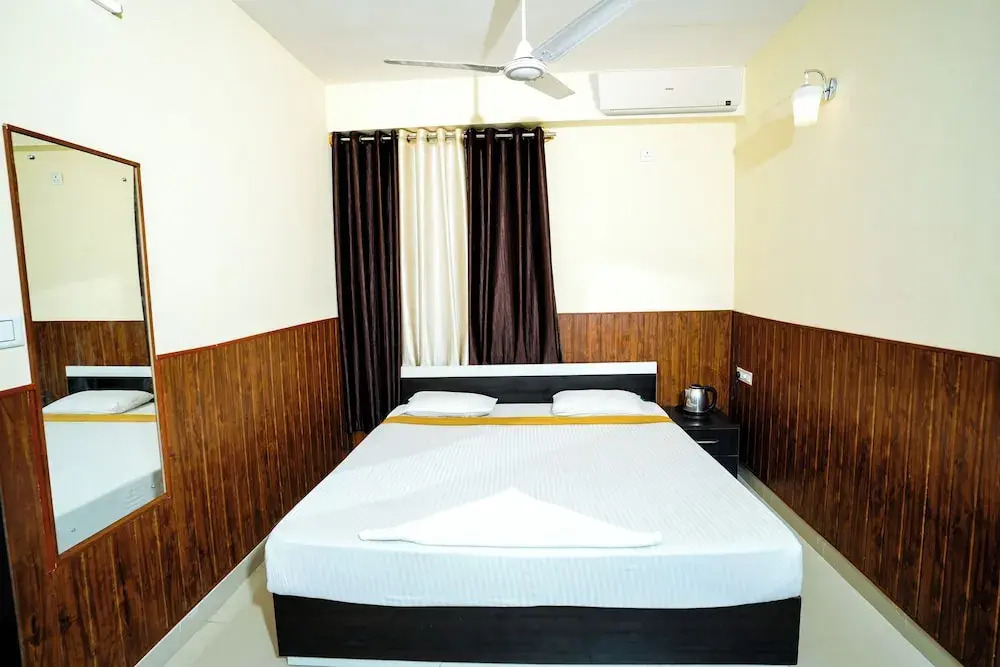 Бангалор: Ebenezer Serviced Apartments and Suites