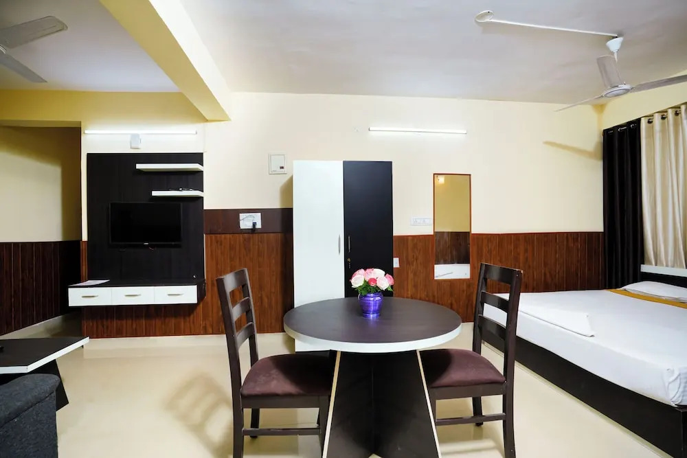 Бангалор: Ebenezer Serviced Apartments and Suites