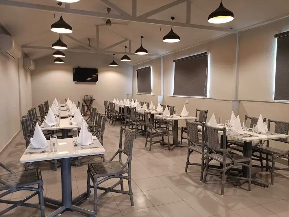 Раджкот: Iris Beacon Hotel, Rajkot