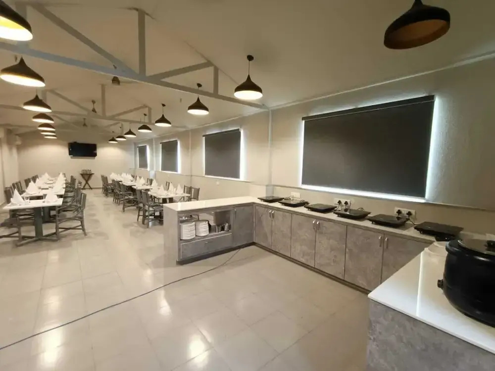 Раджкот: Iris Beacon Hotel, Rajkot
