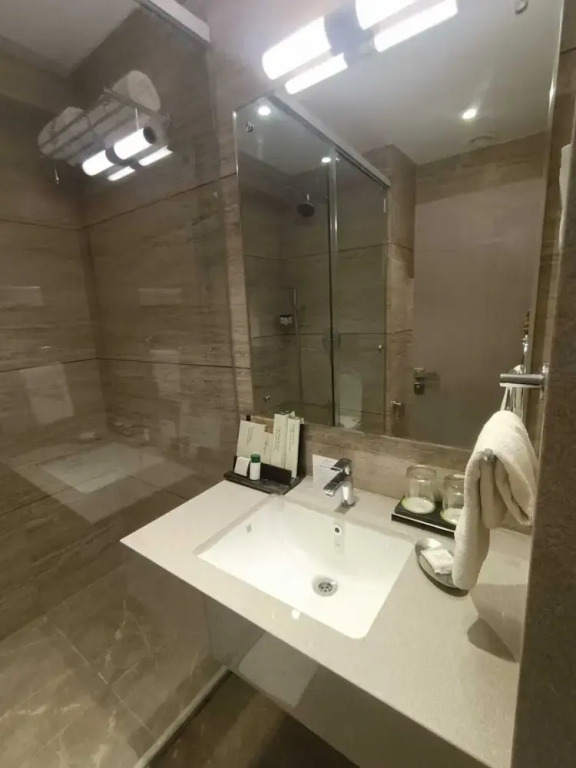 Раджкот: Iris Beacon Hotel, Rajkot