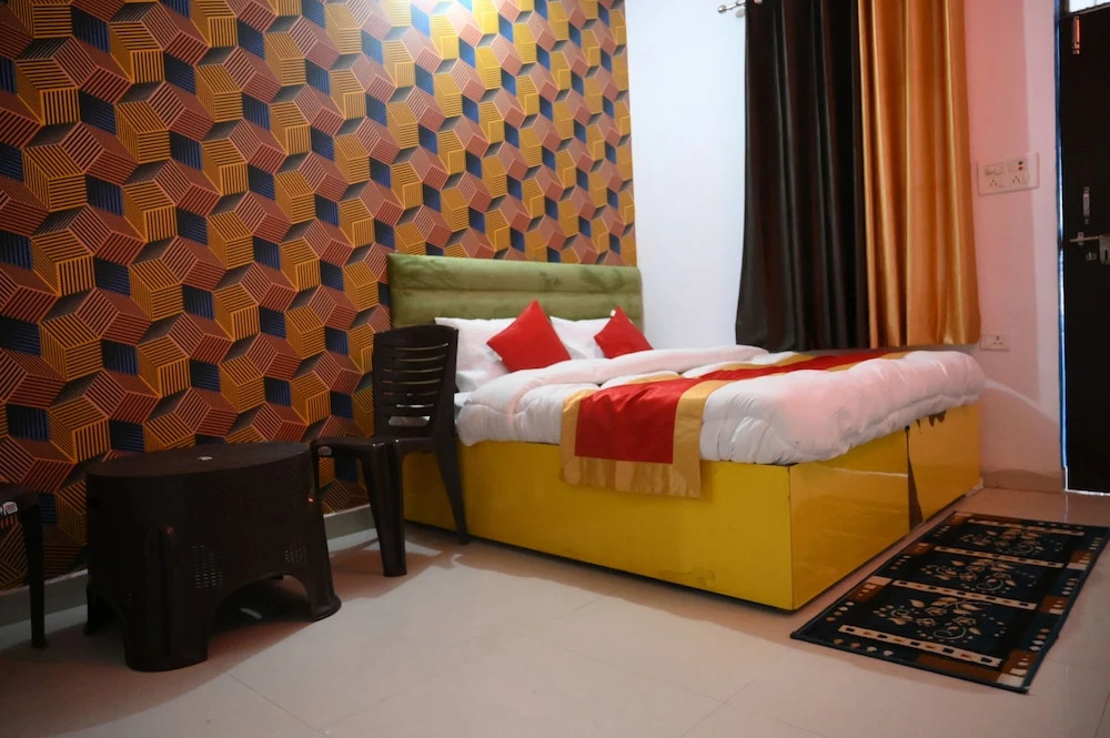 Барейлли: All In One Guest House