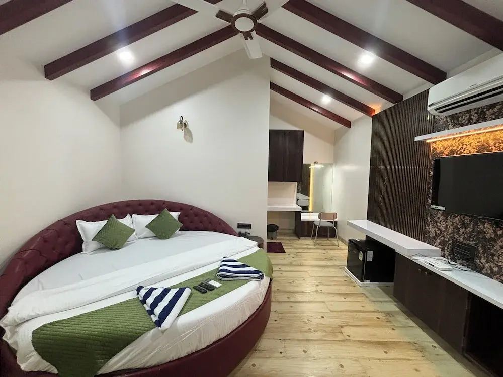 Киим: ILIF 2706 Western Breeze Villas