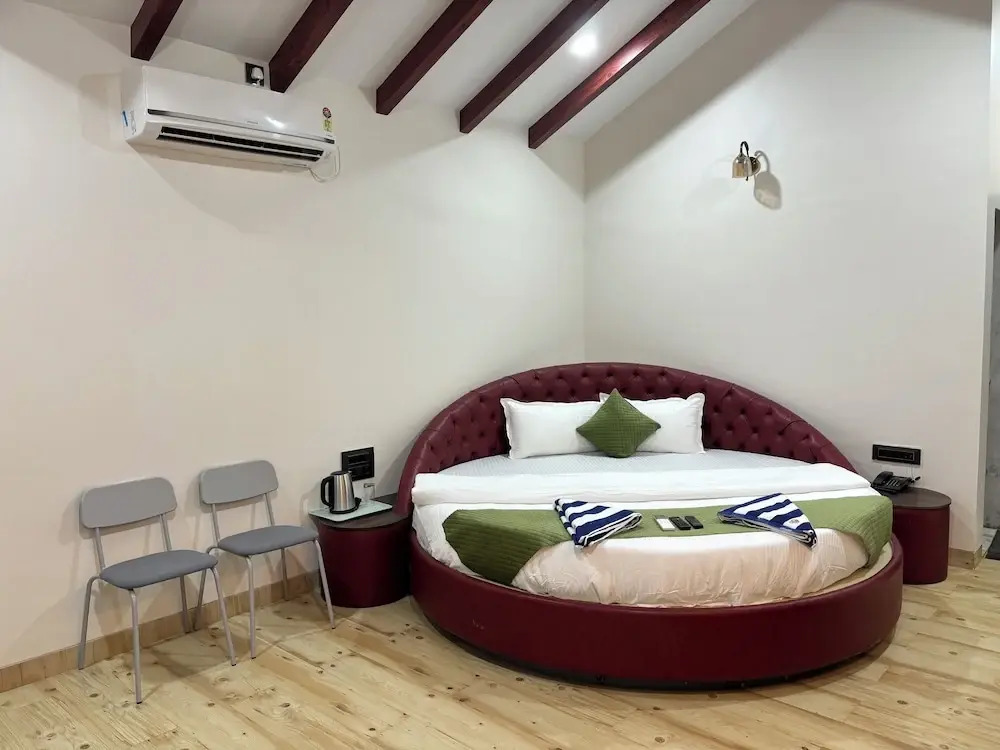 Киим: ILIF 2706 Western Breeze Villas