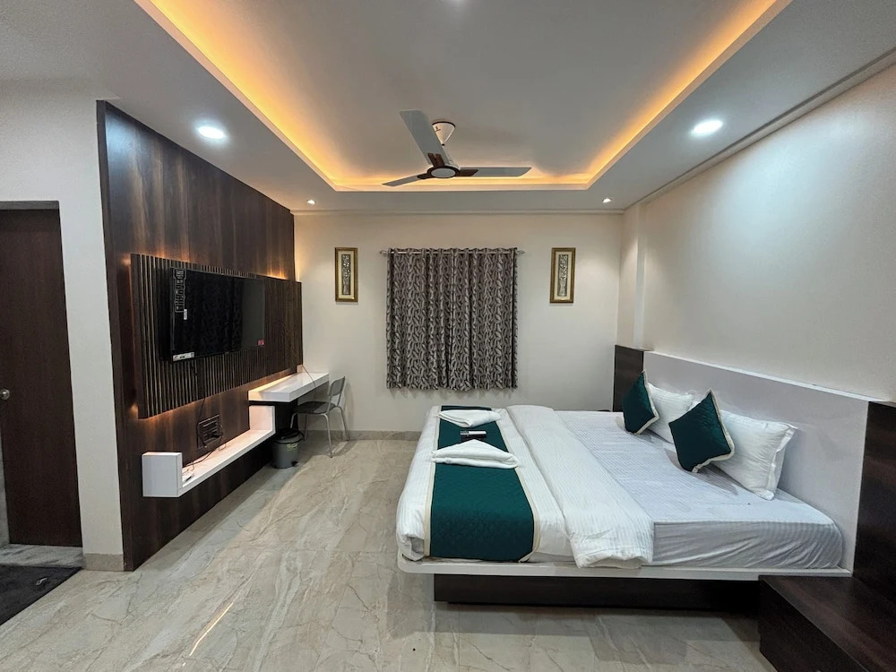 Киим: ILIF 2706 Western Breeze Villas